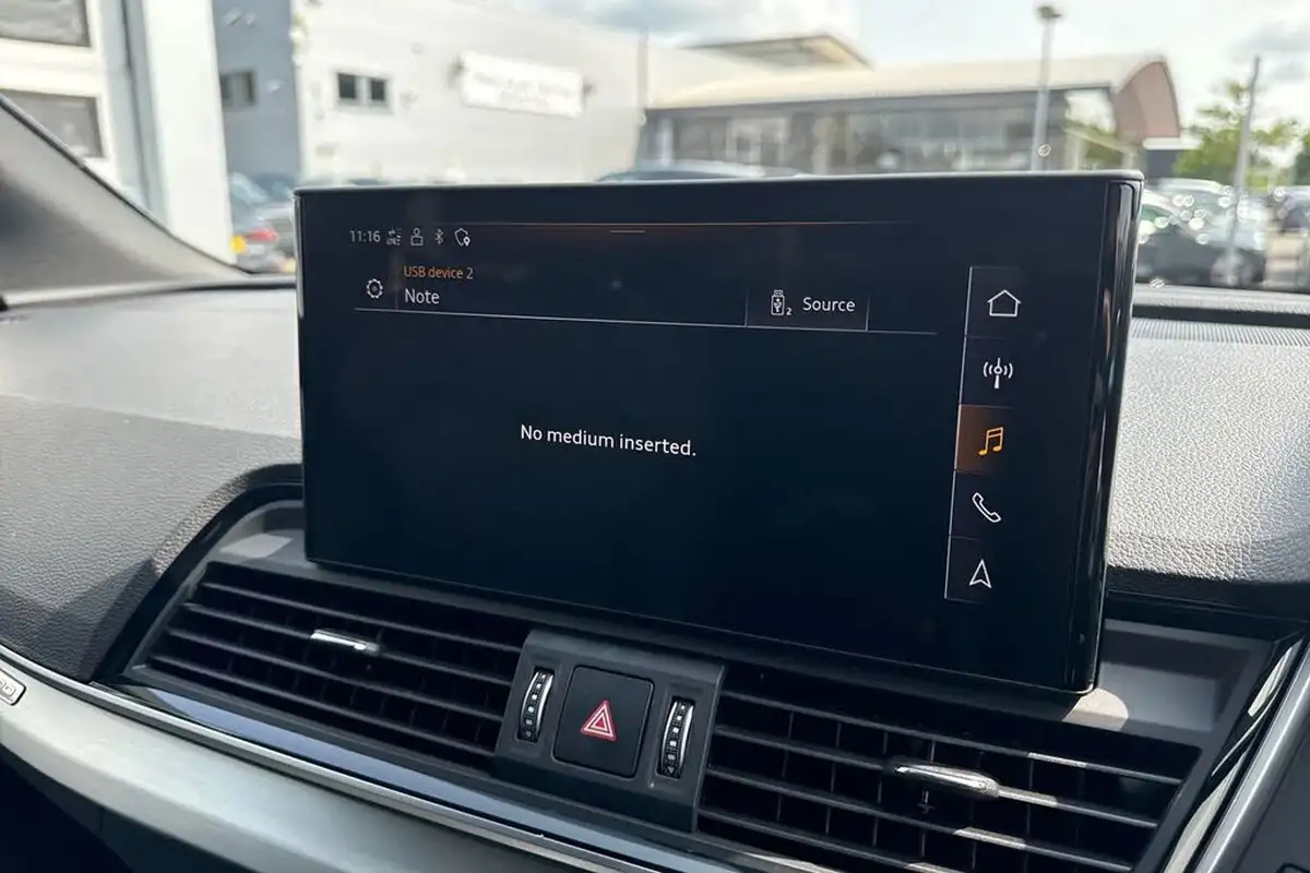 2023-audi-sq5-30tdi-sportback-big-40