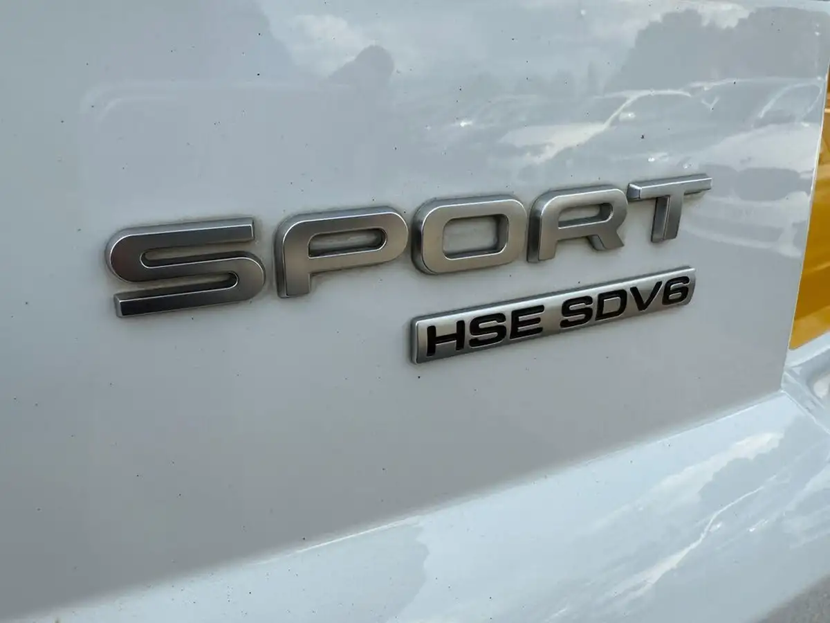 2018-land-rover-range-rover-sport-30-sd-v6-hse-sd-v6-big-9