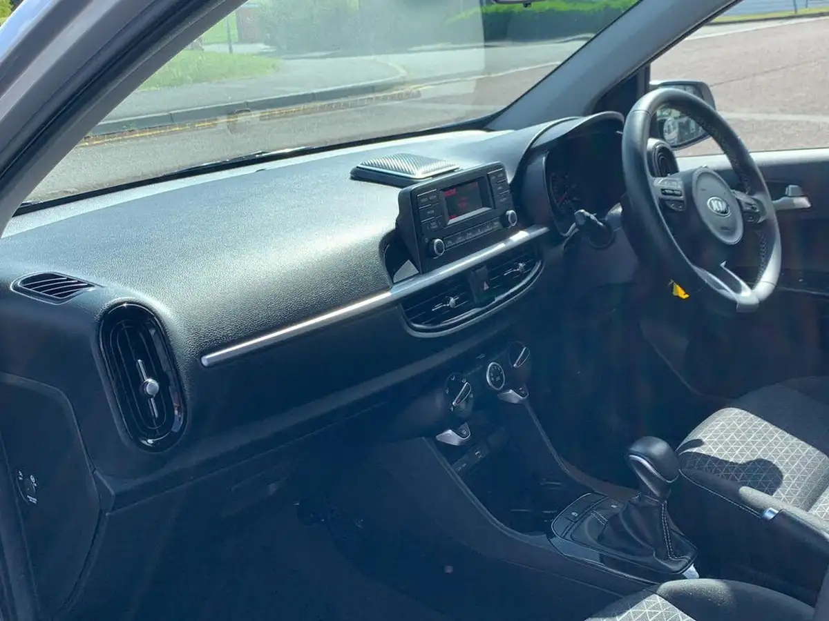 2021-kia-picanto-10-2-auto-seq-big-7