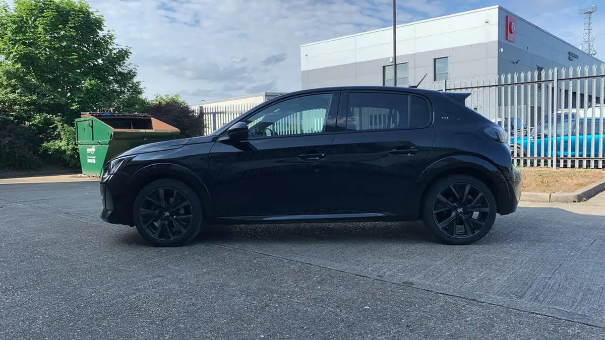 2022-peugeot-208-12-puretech-gt-premium-130bhp-eat8-big-5