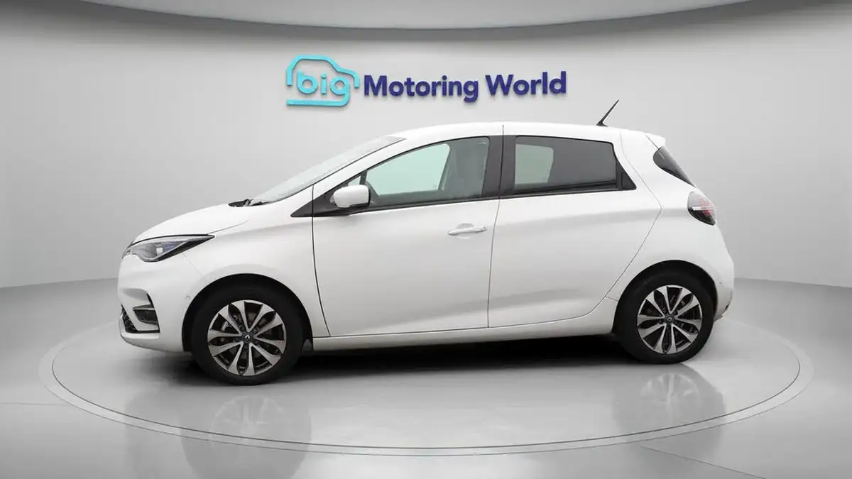 2021-renault-zoe-e-i-gt-line-big-4