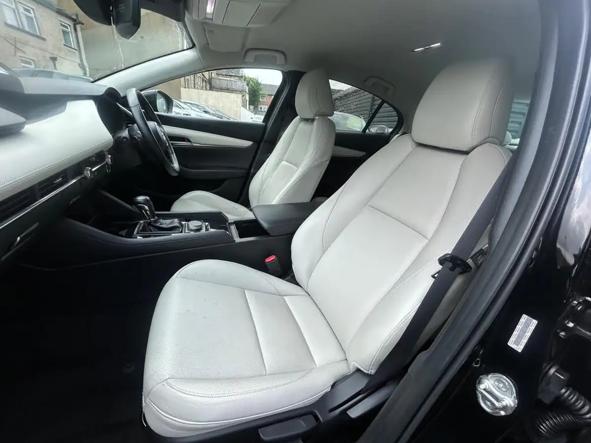 2020-mazda-mazda3-20-gt-sport-180ps-saloon-4d-auto-big-16