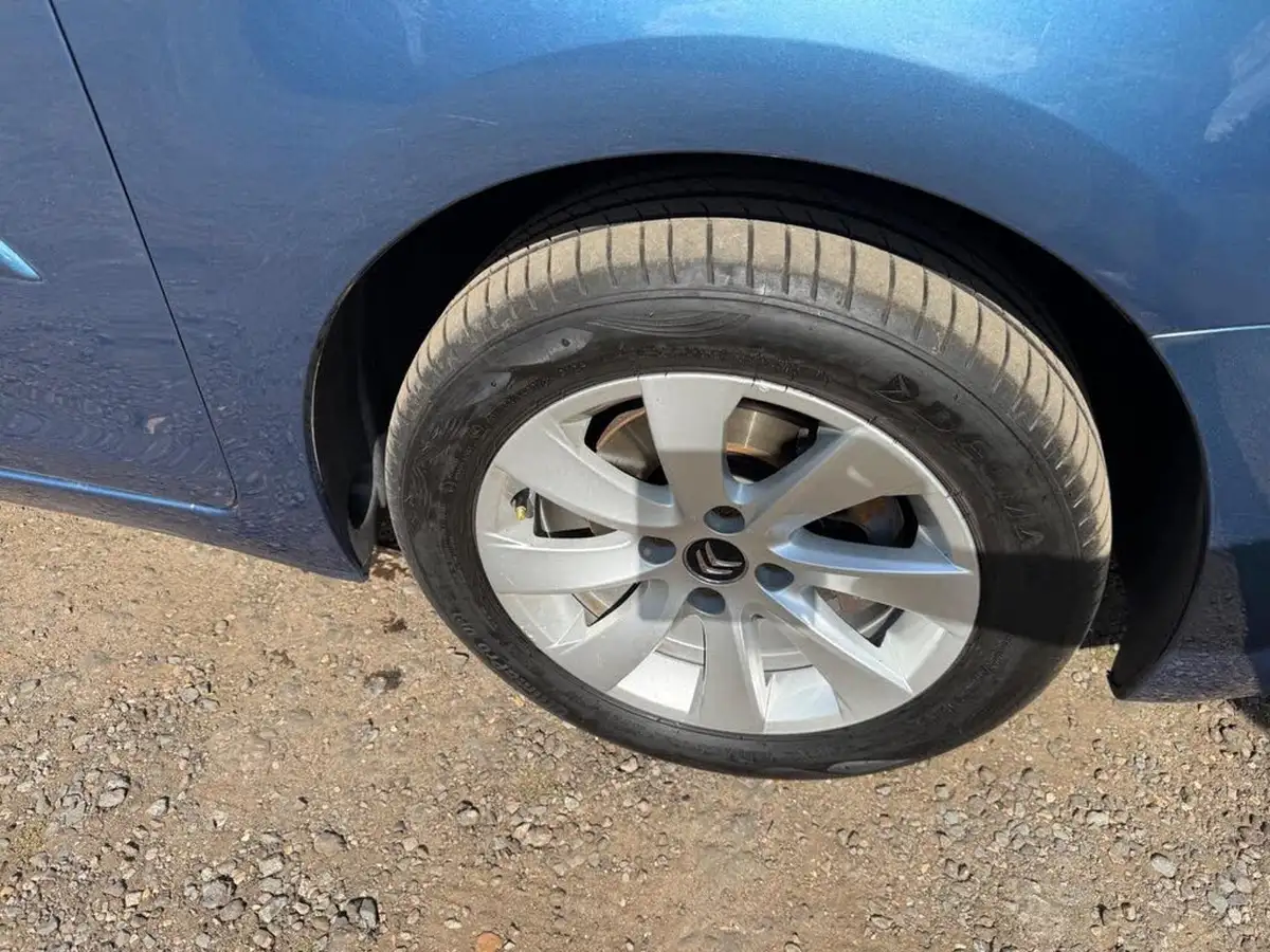 2012-citroen-c4-picasso-16e-hdi-edition-big-25