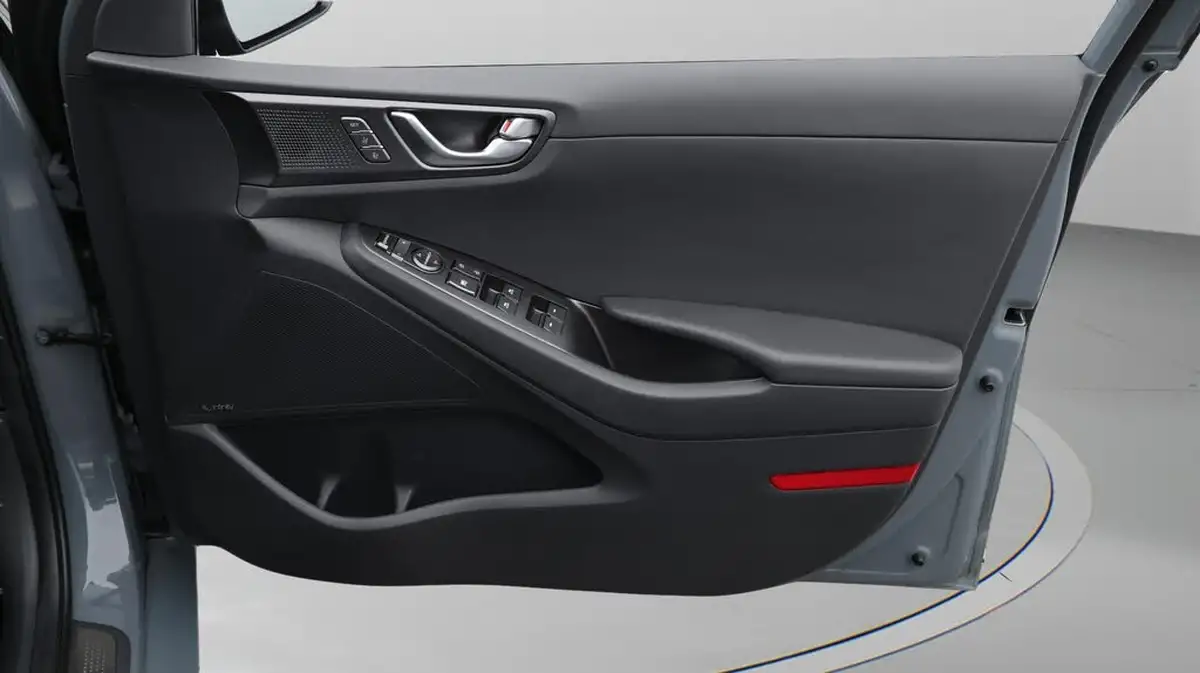 2021-hyundai-ioniq-e-premium-electric-100kw-big-15