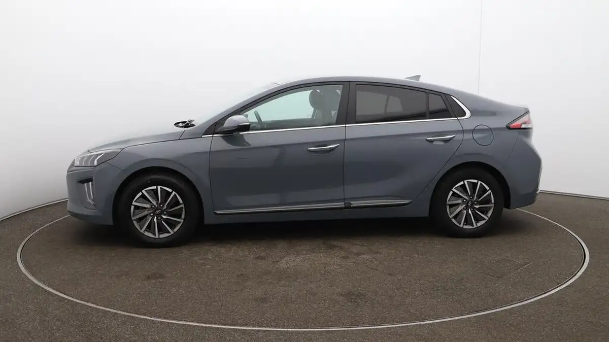 2021-hyundai-ioniq-e-premium-electric-100kw-big-59