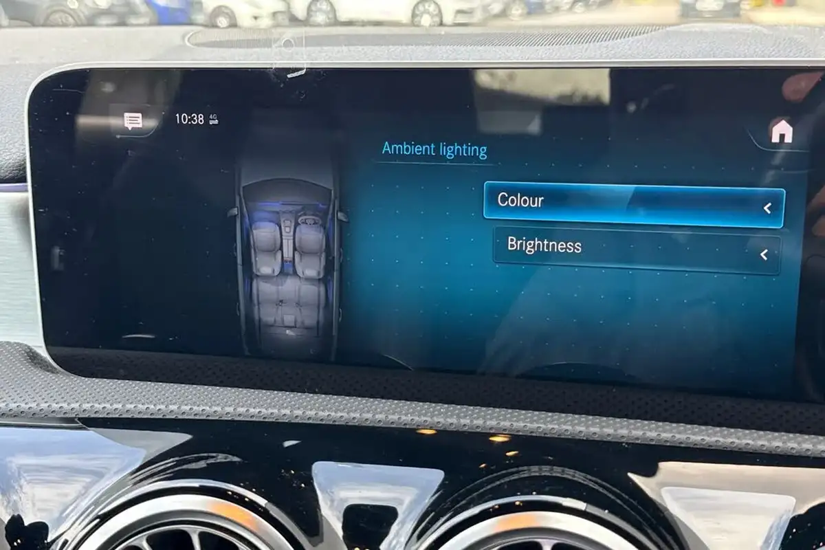 2019-mercedes-benz-a-class-13-a200-amg-line-premium-hatchback-5d-7g-dct-big-50