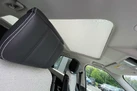 2025-land-rover-discovery-30-d350-metropolitan-edition-small-39