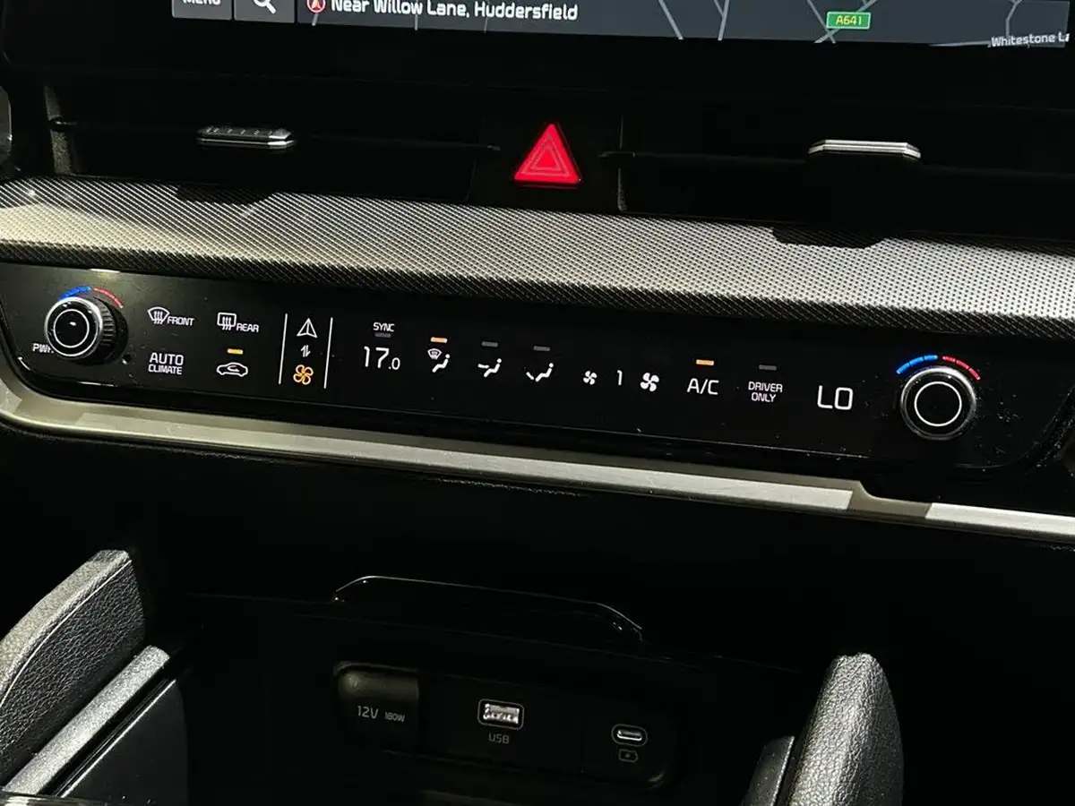 2023-kia-sportage-16-t-gdi-3-226bhp-hev-auto-big-13