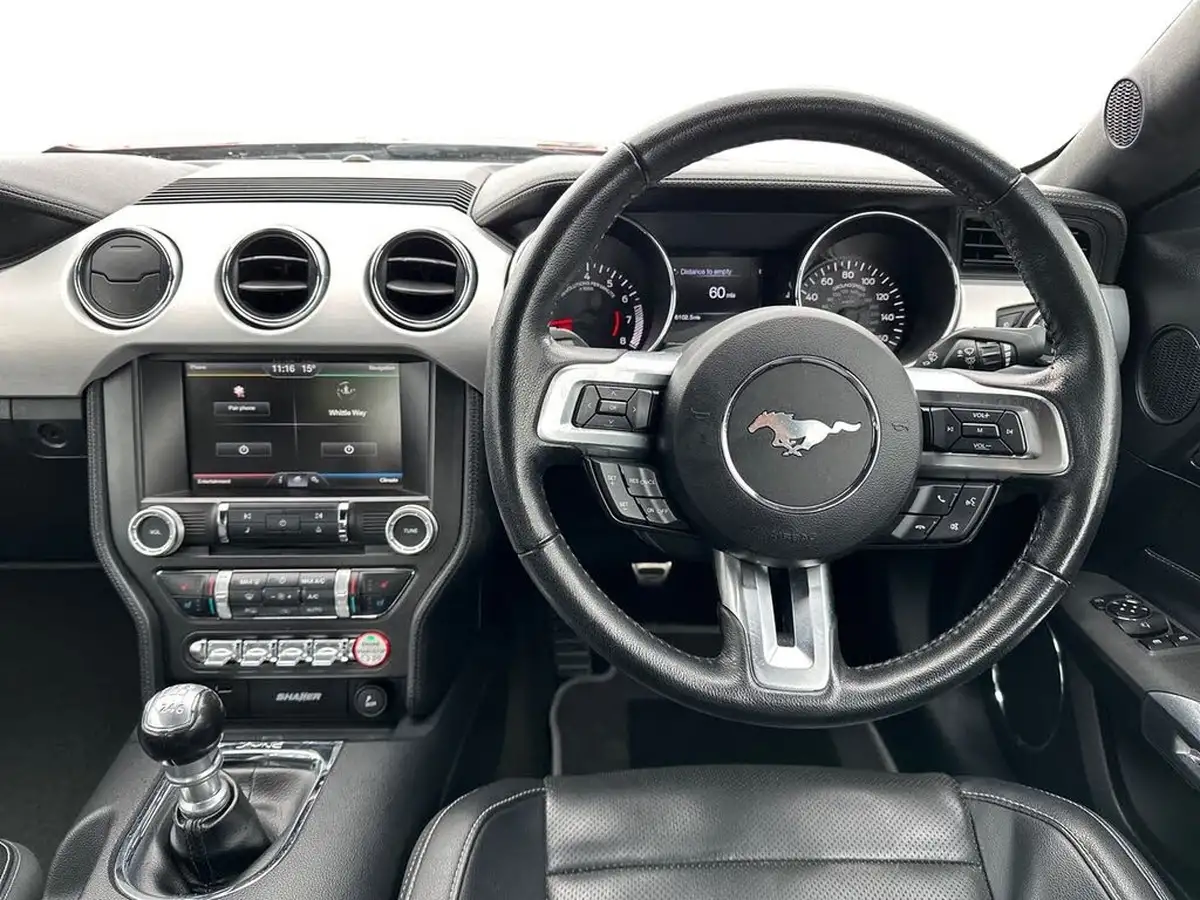 2016-ford-mustang-23-317ps-with-custom-pack-fastback-big-15