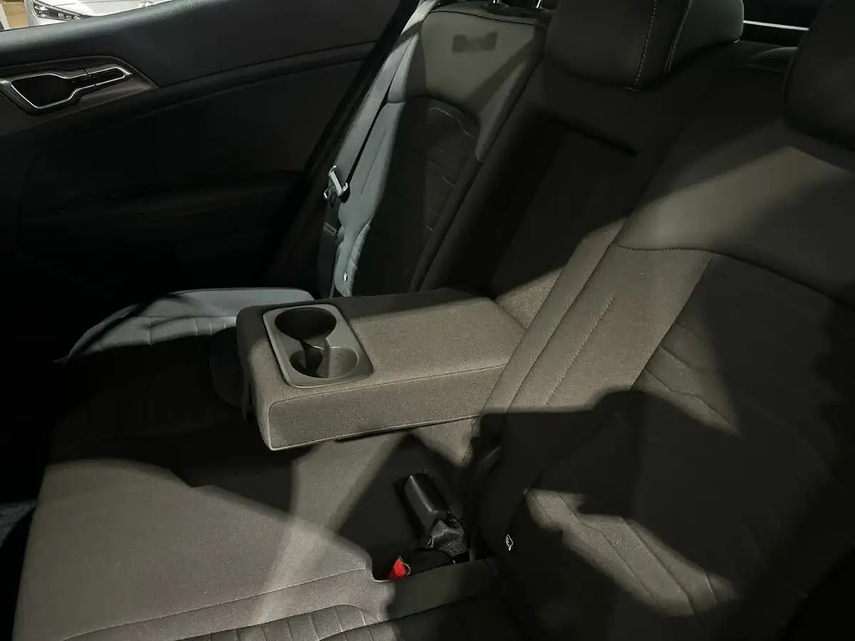 2023-kia-sportage-16-t-gdi-3-226bhp-hev-auto-big-37