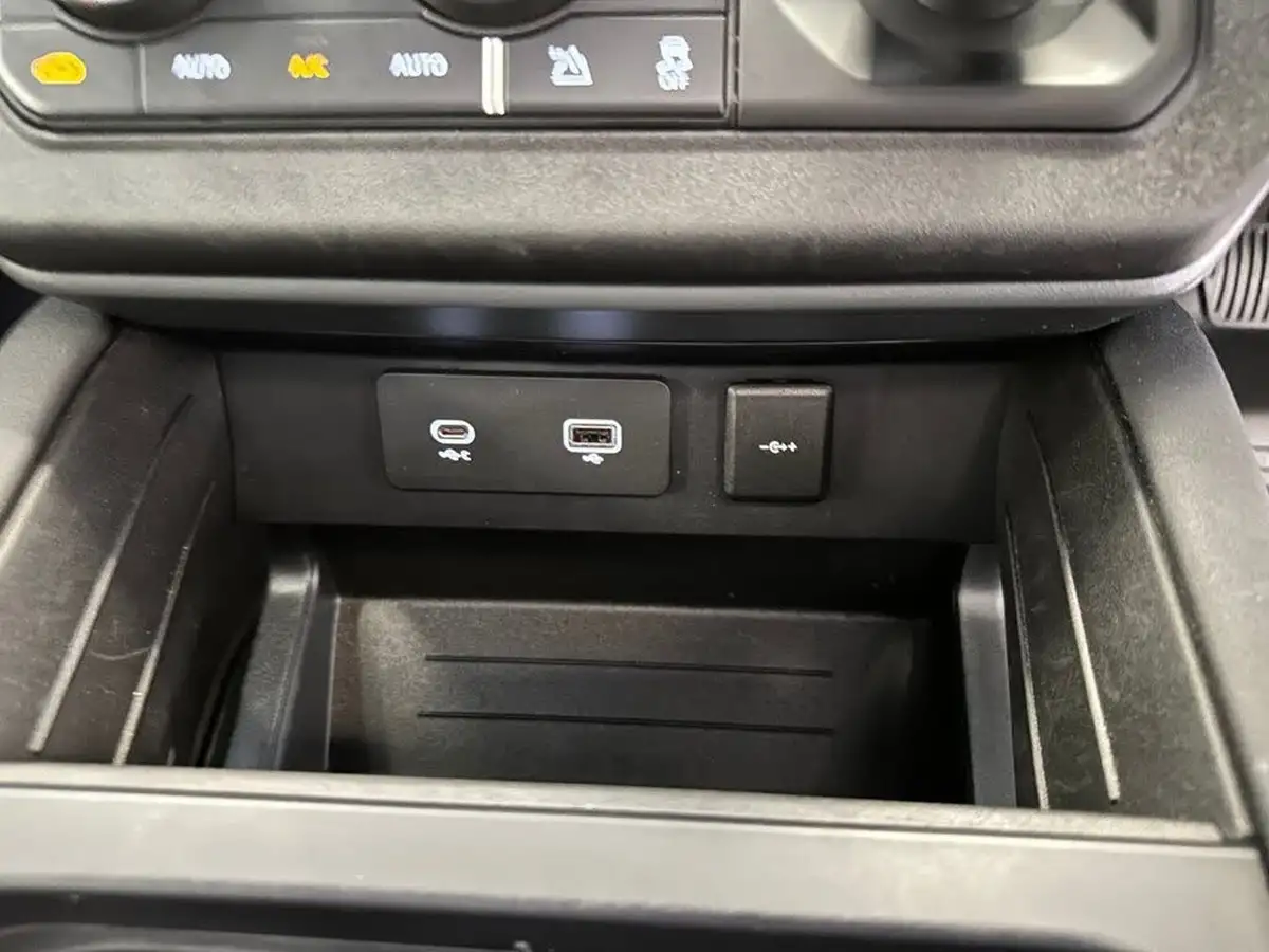 2022-land-rover-110-defender-30-d250-x-dynamic-se-big-15