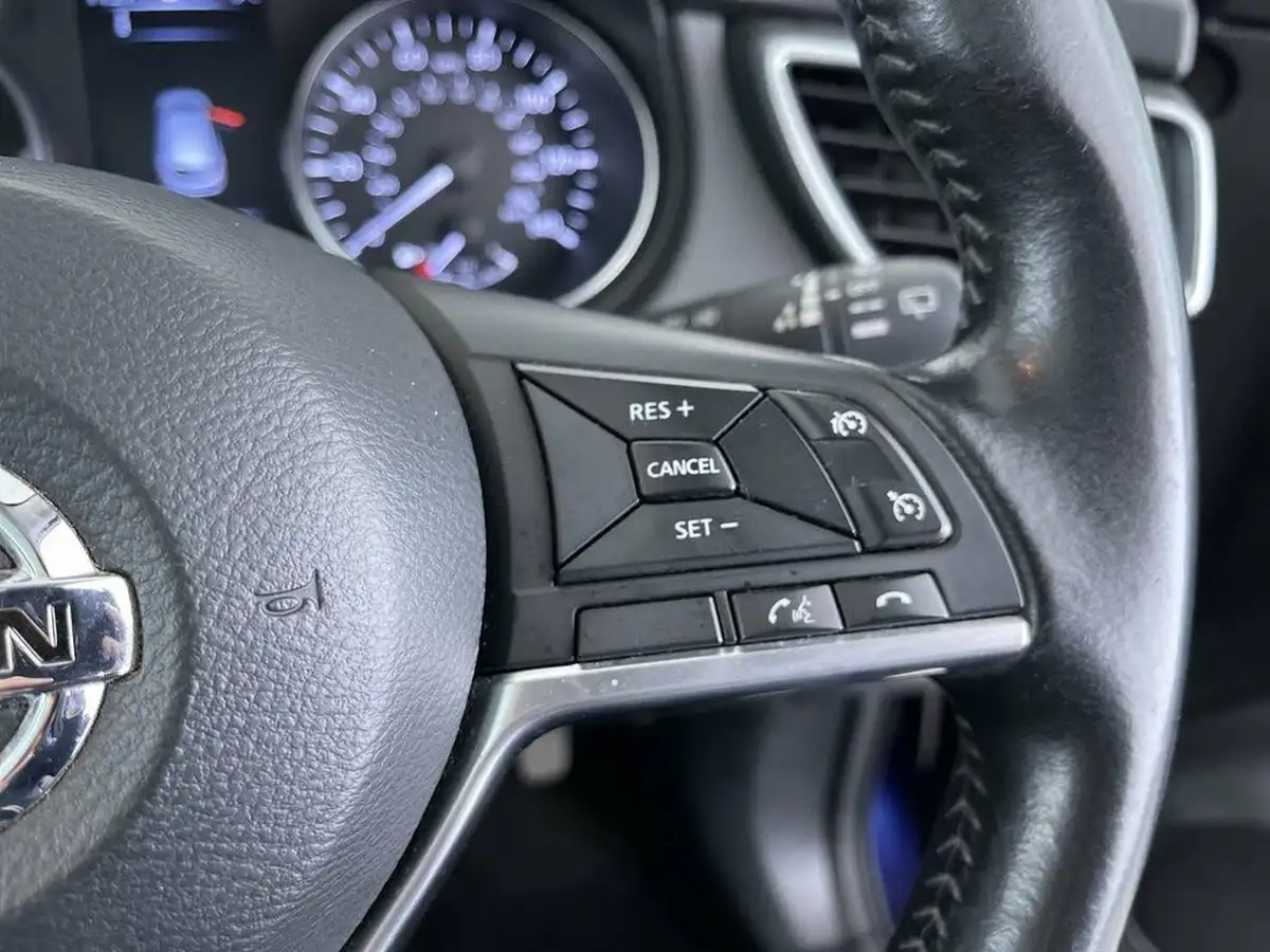 2017-nissan-qashqai-16dci-n-connecta-big-51