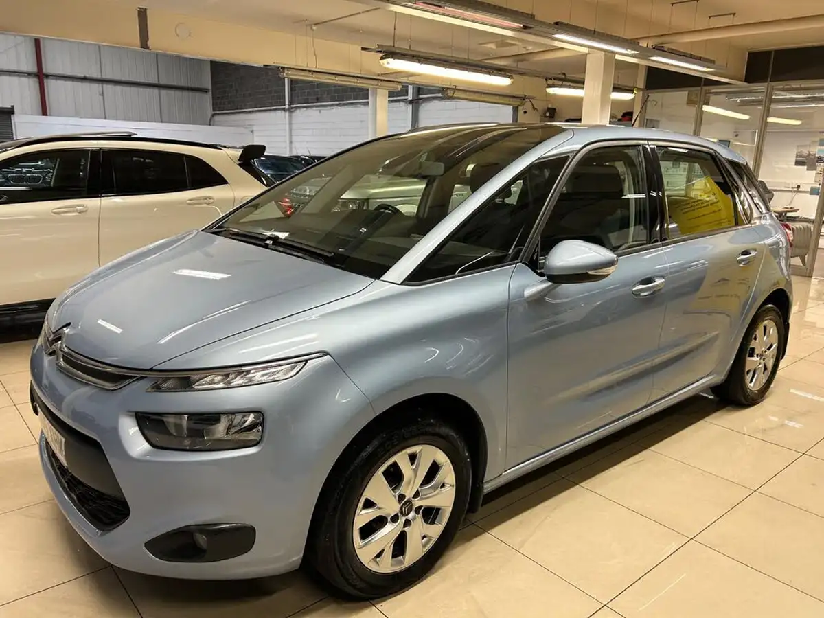 2015-citroen-c4-picasso-16bluehdi-vtr-100ps-big-3