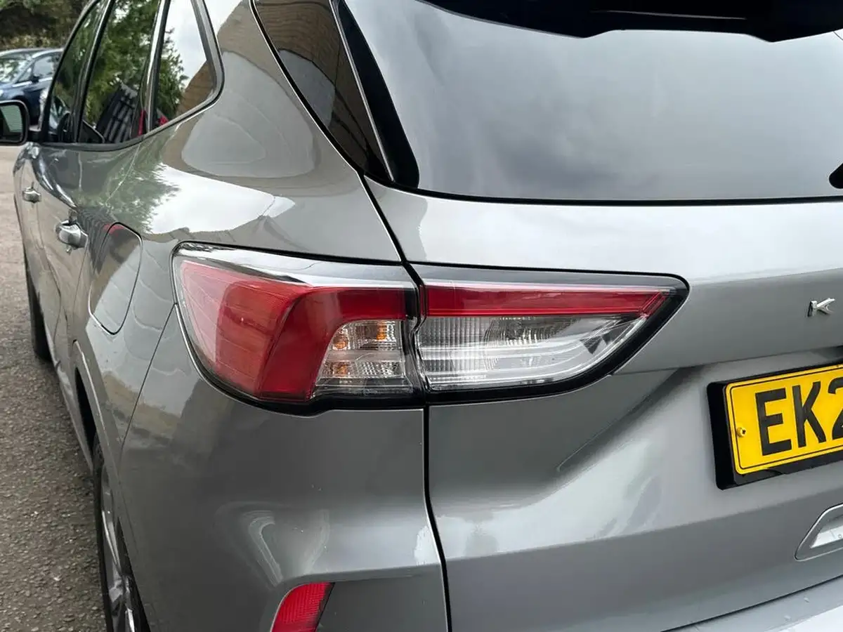 2020-ford-kuga-15-st-line-first-edition-big-32