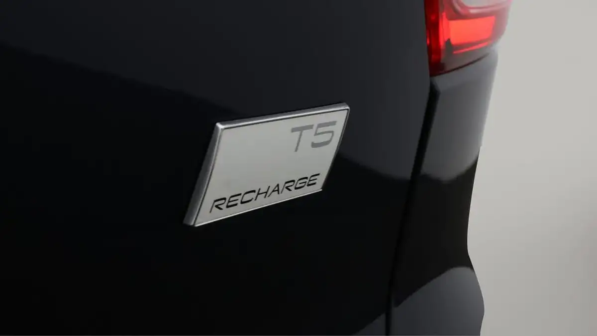 2021-volvo-xc40-15-t5-inscription-pro-258bhp-big-22