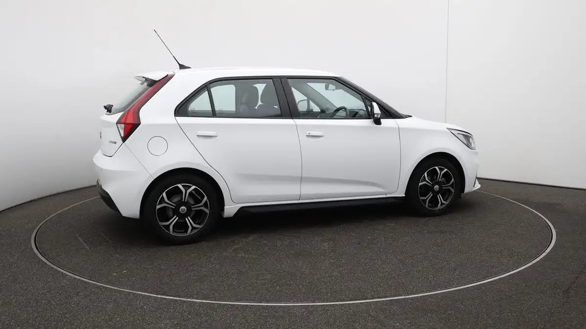 2022-mg-mg3-15-vti-tech-exclusive-nav-big-48