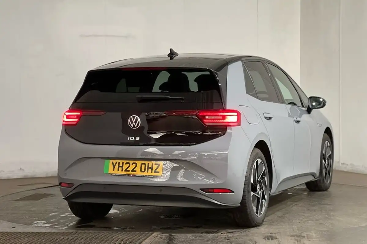 2022-volkswagen-id3-e-family-145ps-big-22