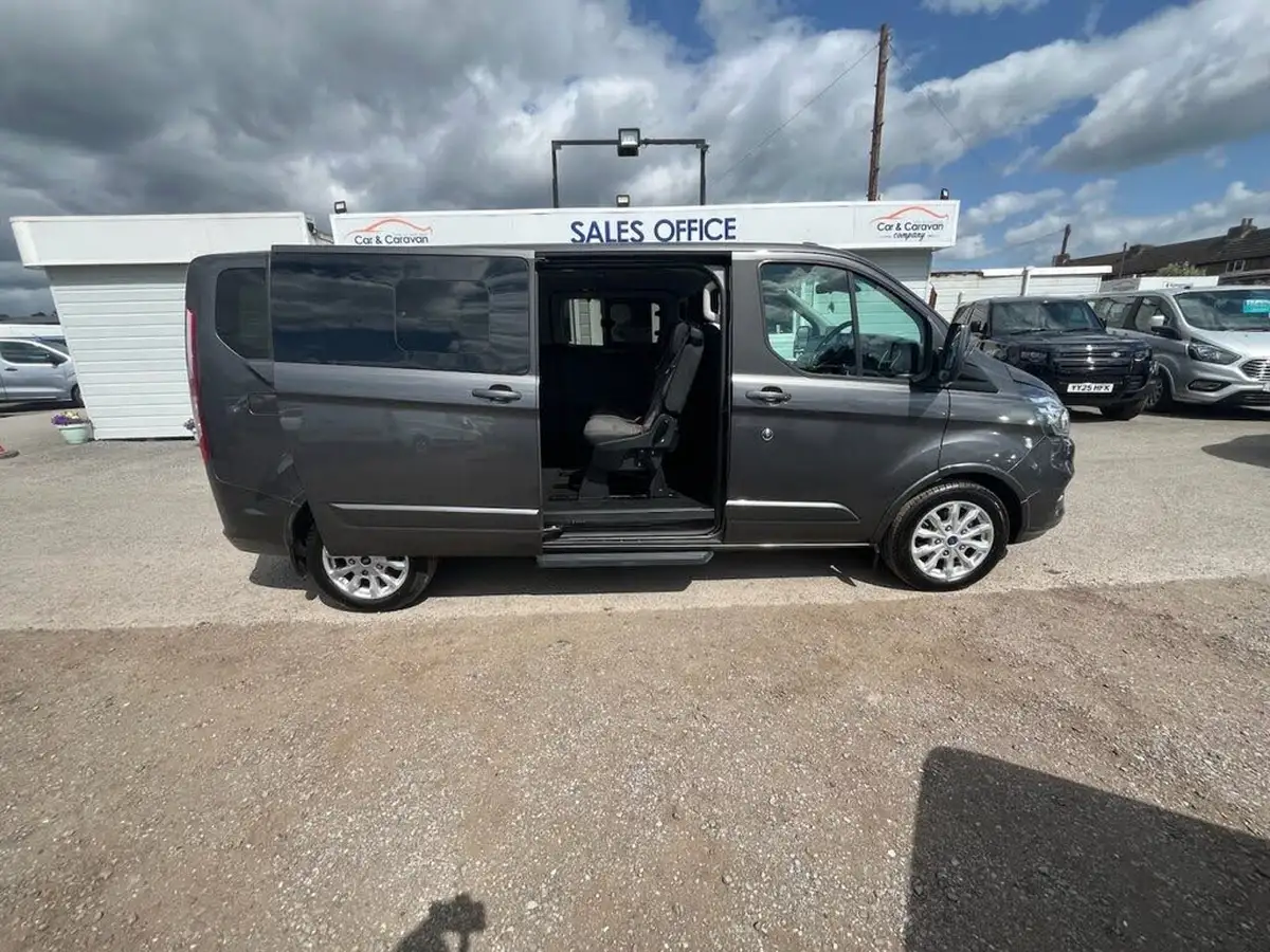 2021-ford-tourneo-custom-20tdci-320-l1-titanium-130pseu6dt-auto-big-29