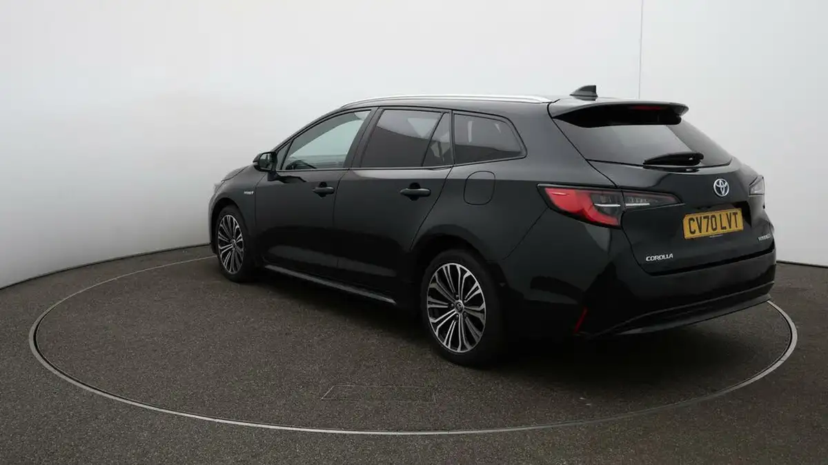 2020-toyota-corolla-18-vvt-i-design-trk-touring-sports-5d-big-63