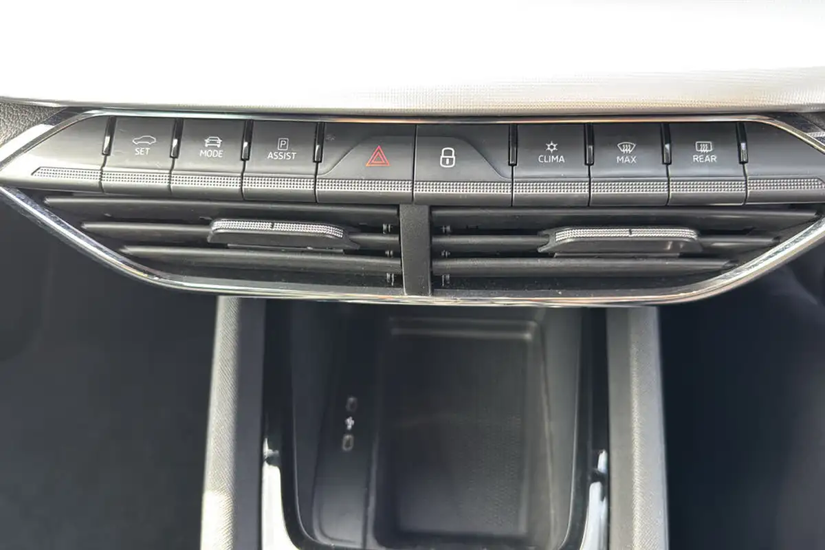 2020-skoda-octavia-15-tsi-se-l-first-edition-estate-big-31