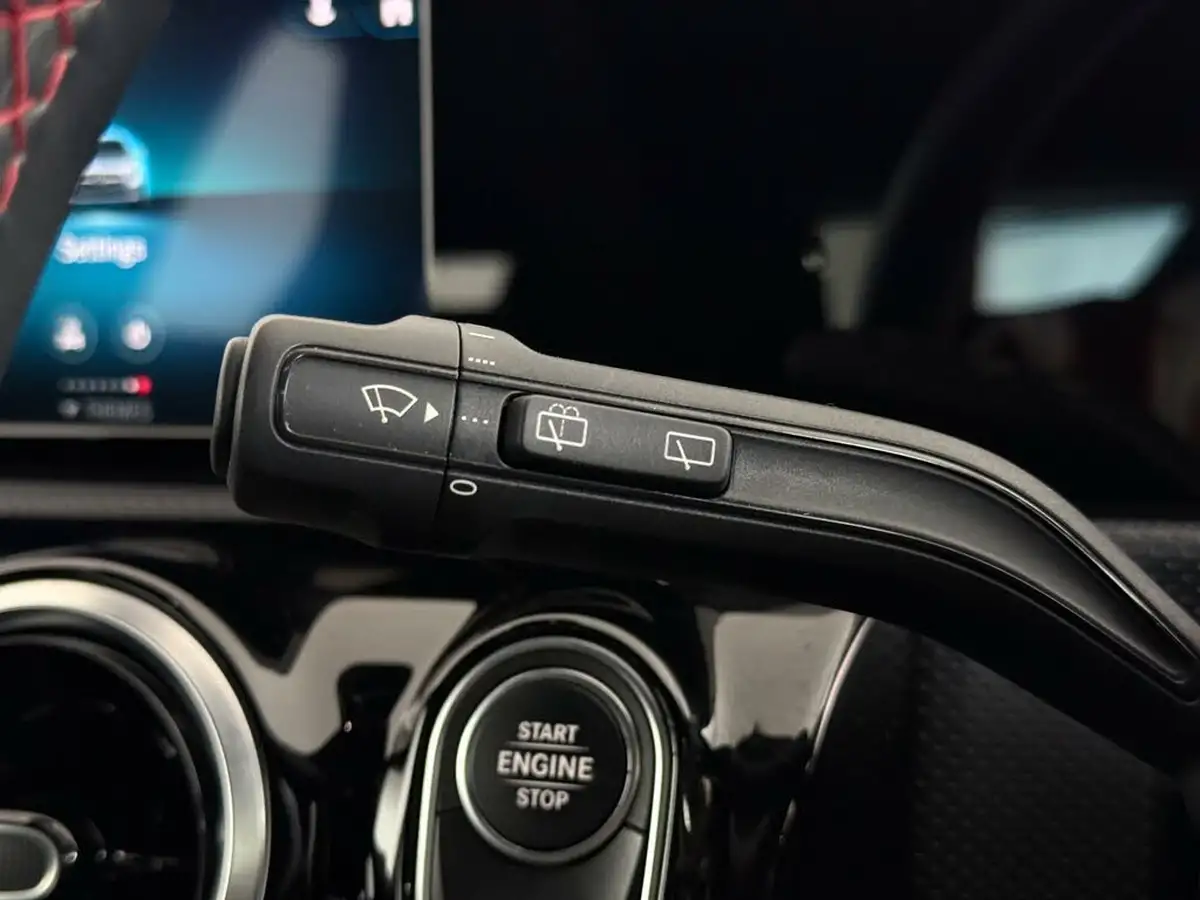 2020-mercedes-benz-a-class-13-a250e-amg-line-hatchback-5d-big-25