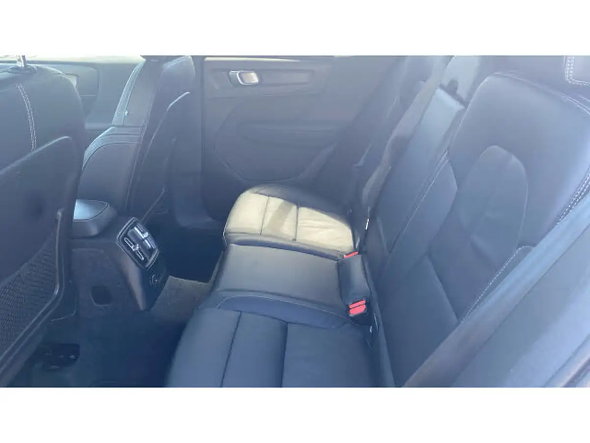 2022-volvo-xc40-15-t5-inscription-pro-big-32