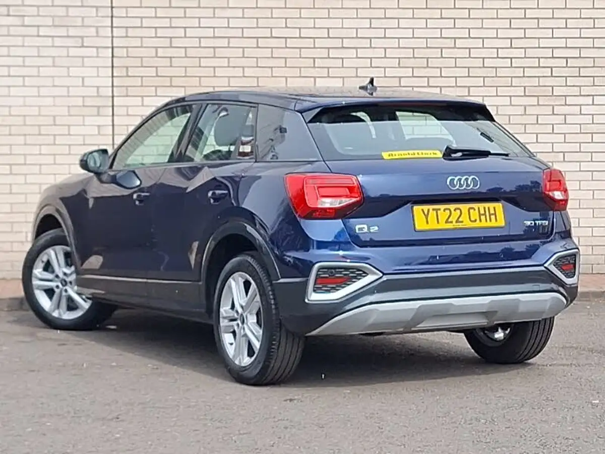 2022-audi-q2-10-30-tfsi-sport-big-1