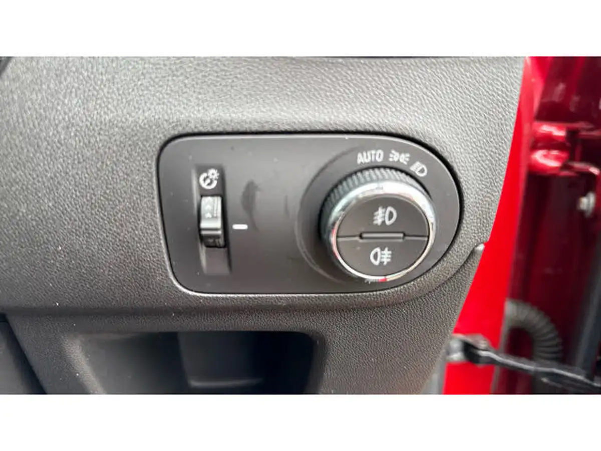 2021-vauxhall-crossland-12-elite-edition-130ps-auto-big-24