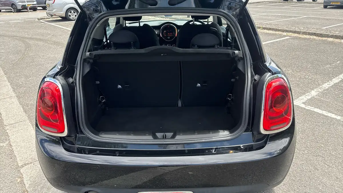 2016-mini-cooper-15-cooper-ss-hatchback-3d-big-18