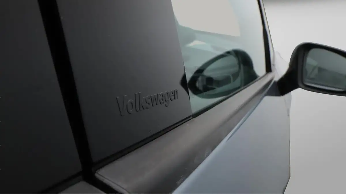 2020-volkswagen-id3-e-style-big-23