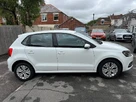 2015-volkswagen-polo-10-se-75ps-5d-small-6