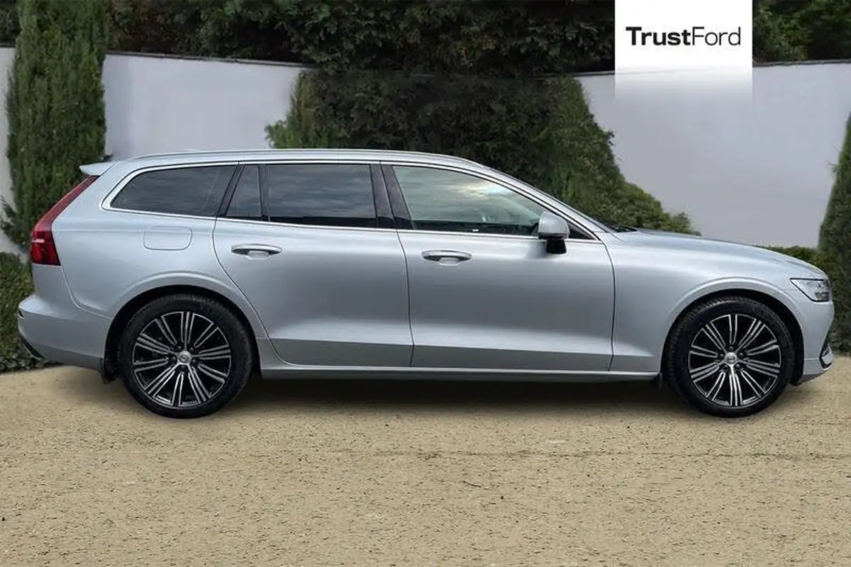 2019-volvo-v60-20td-d4-inscription-plus-geartronic-big-2