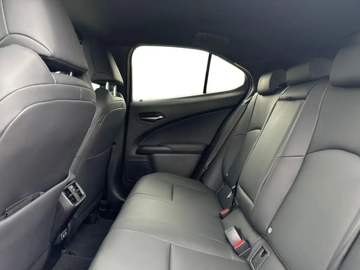 2021-lexus-ux-250h-20-ux-184bhp-without-navigation-big-16