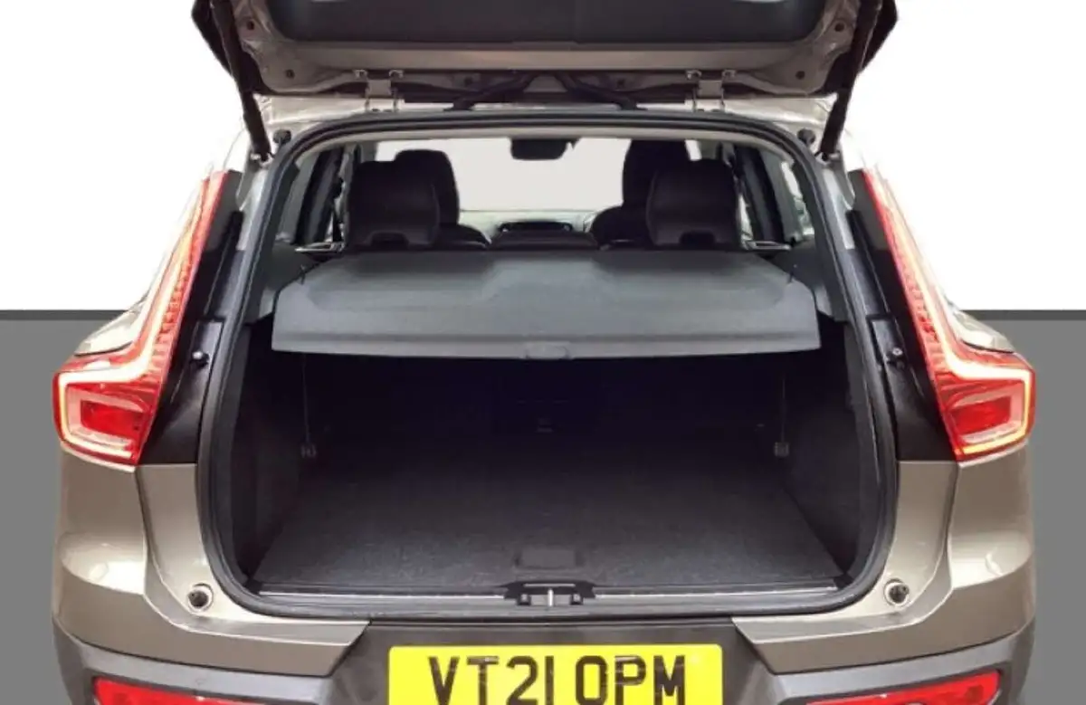 2021-volvo-xc40-15-t5-inscription-262bhp-big-8