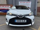 2015-toyota-yaris-10-icon-5d-small-1