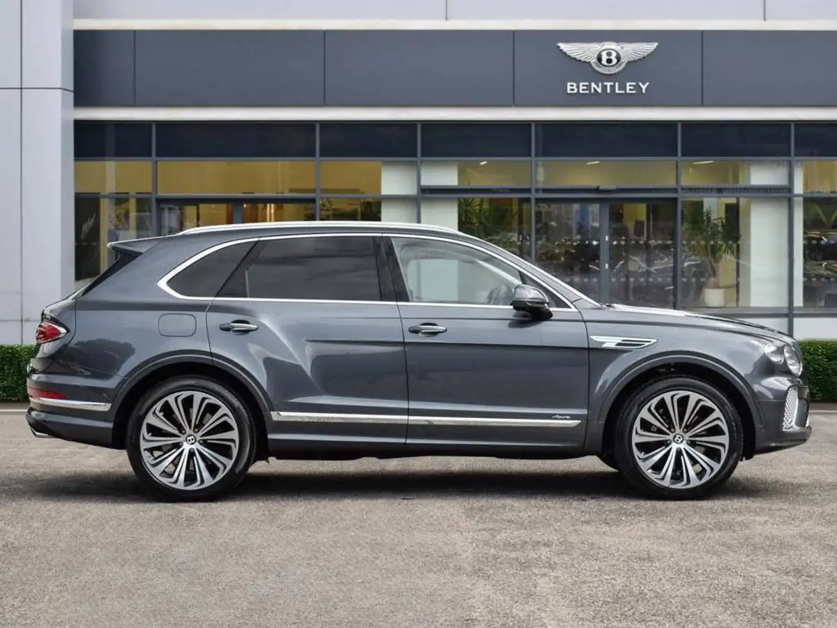 2025-bentley-bentayga-big-4