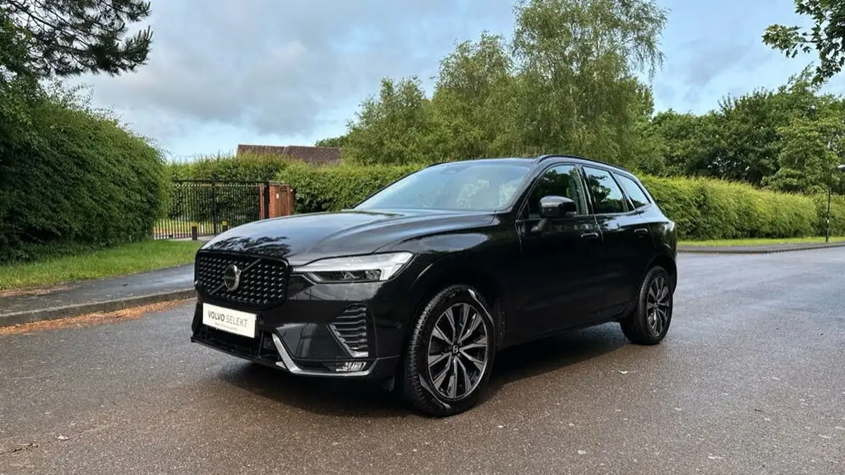 2023-volvo-xc60-20td-b4-plus-big-36