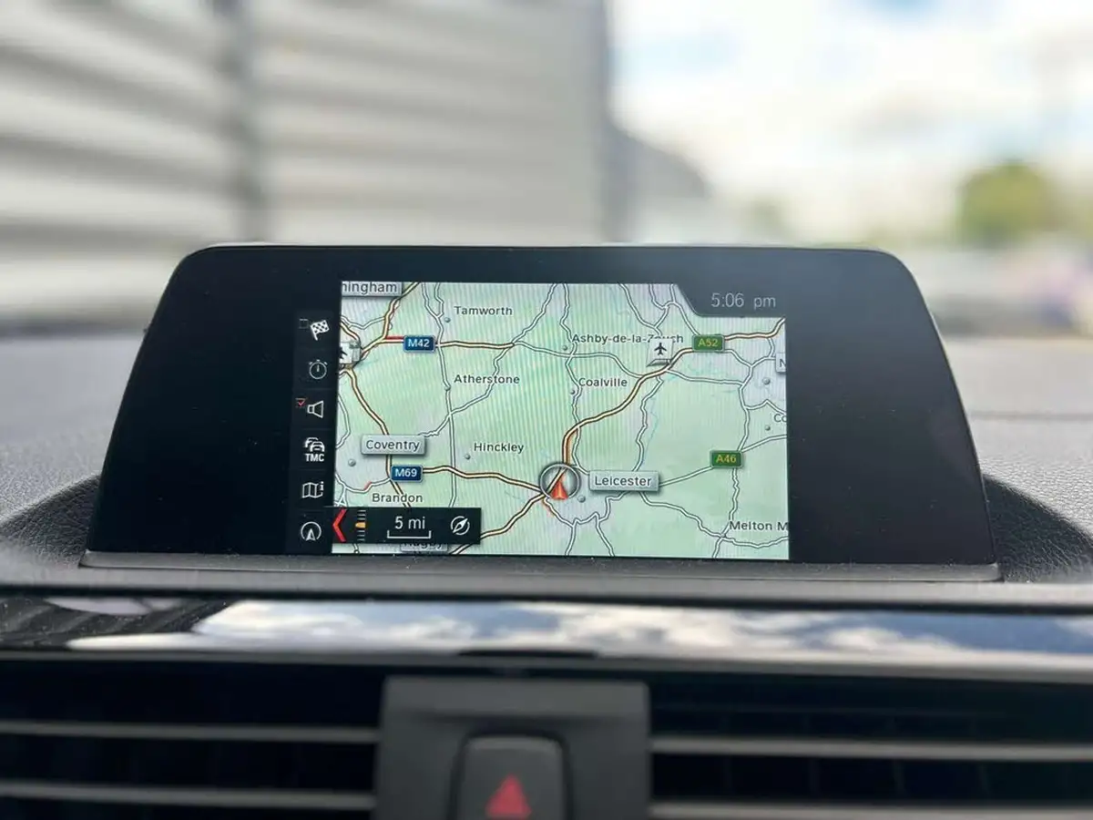 2018-bmw-1-series-15-118i-se-5d-big-20