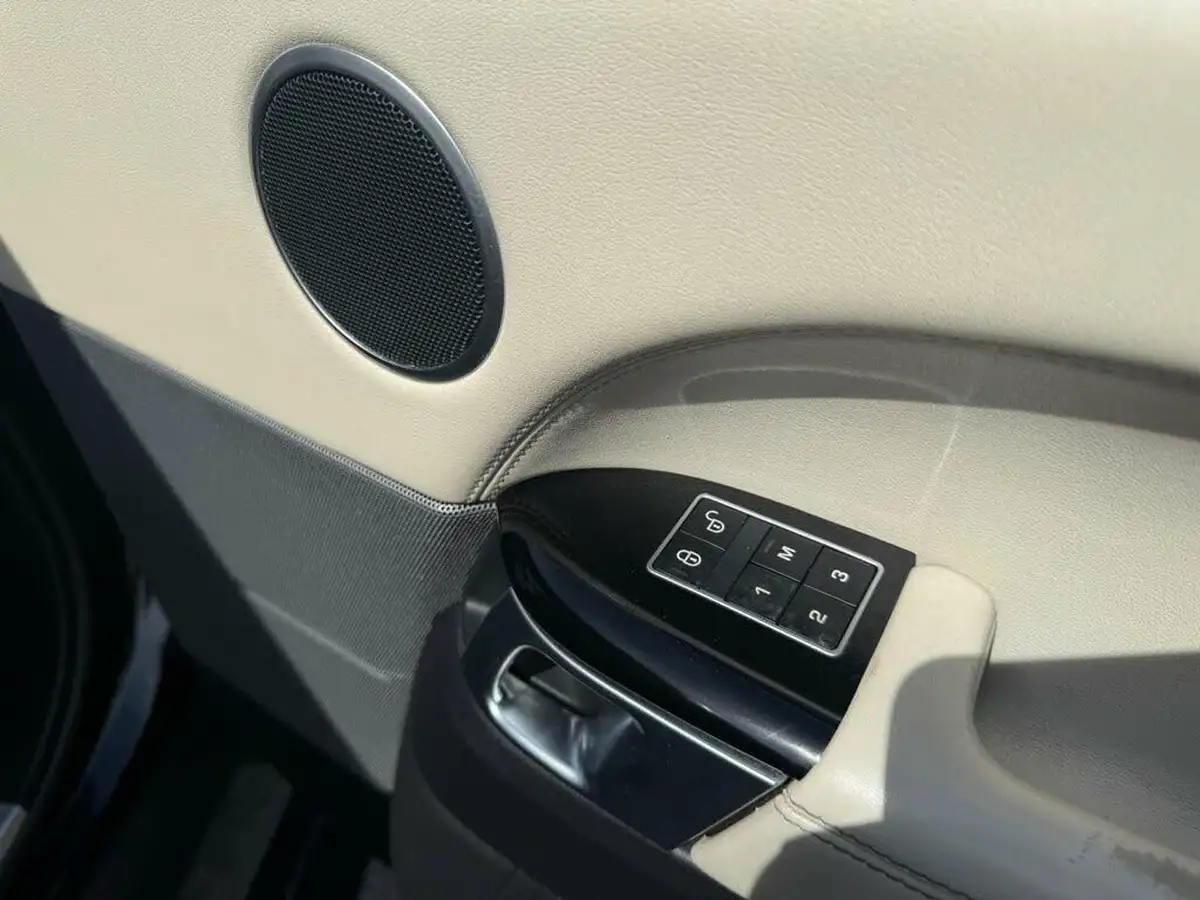 2015-land-rover-range-rover-sport-30-sd-v6-hse-292ps-4x4-big-20