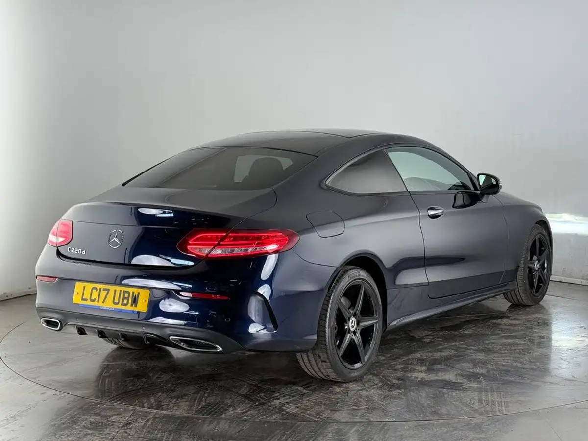 2017-mercedes-benz-c-class-21d-c220d-amg-line-premiumss-coupe-2d-9g-tronic-plus-big-4