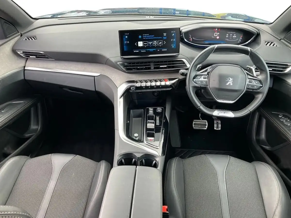 2023-peugeot-5008-suv-15-bluehdi-gt-130ps-eat8-big-9