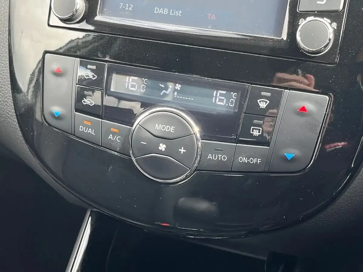 2017-nissan-pulsar-12-dig-t-n-connecta-ss-big-13