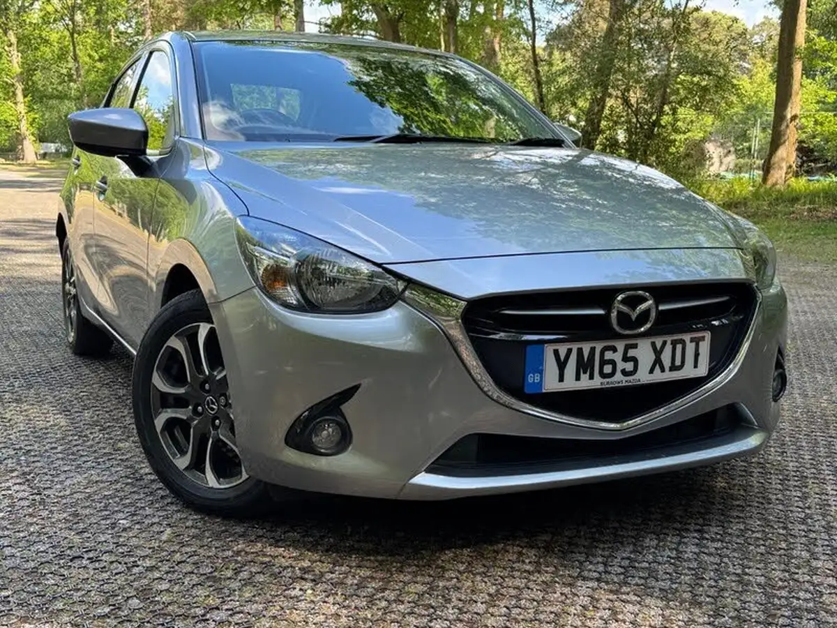2016-mazda-mazda2-15td-sport-nav-big-0