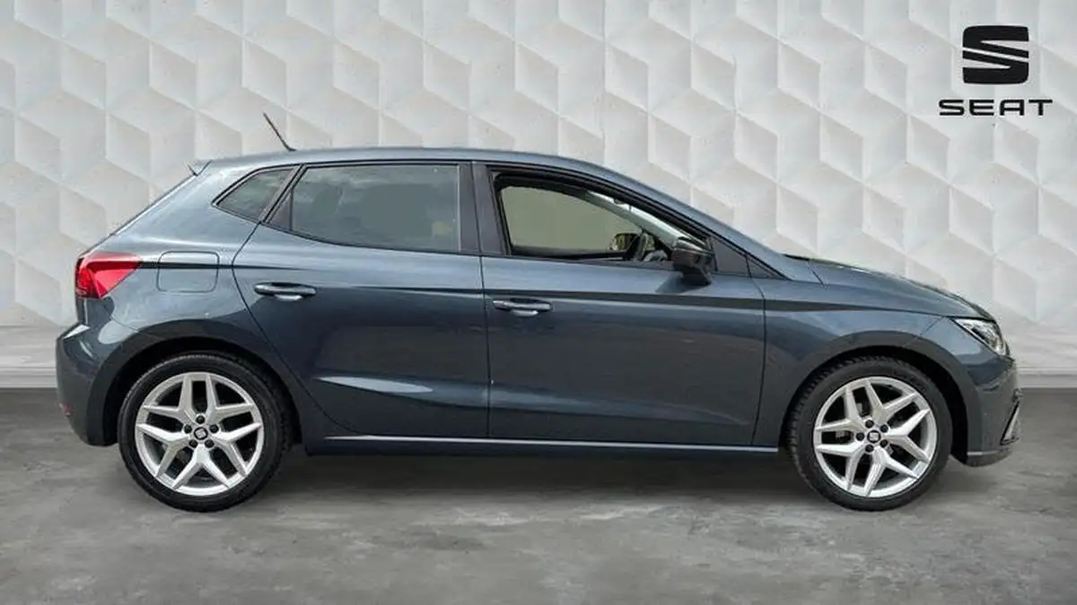 2019-seat-ibiza-10-mpi-fr-big-3