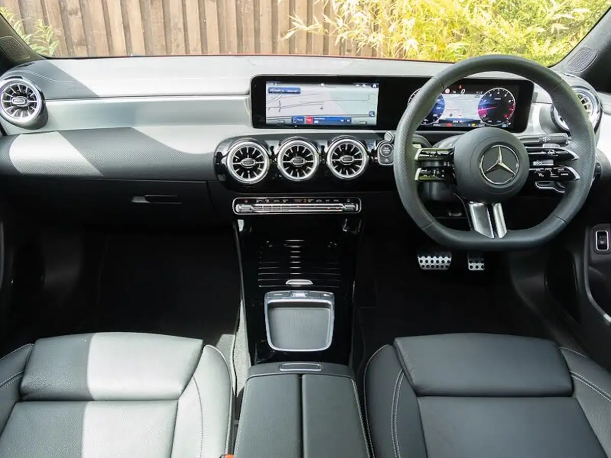 2024-mercedes-benz-cla-13-cla-200-amg-line-premium-plus-coupe-4d-big-2