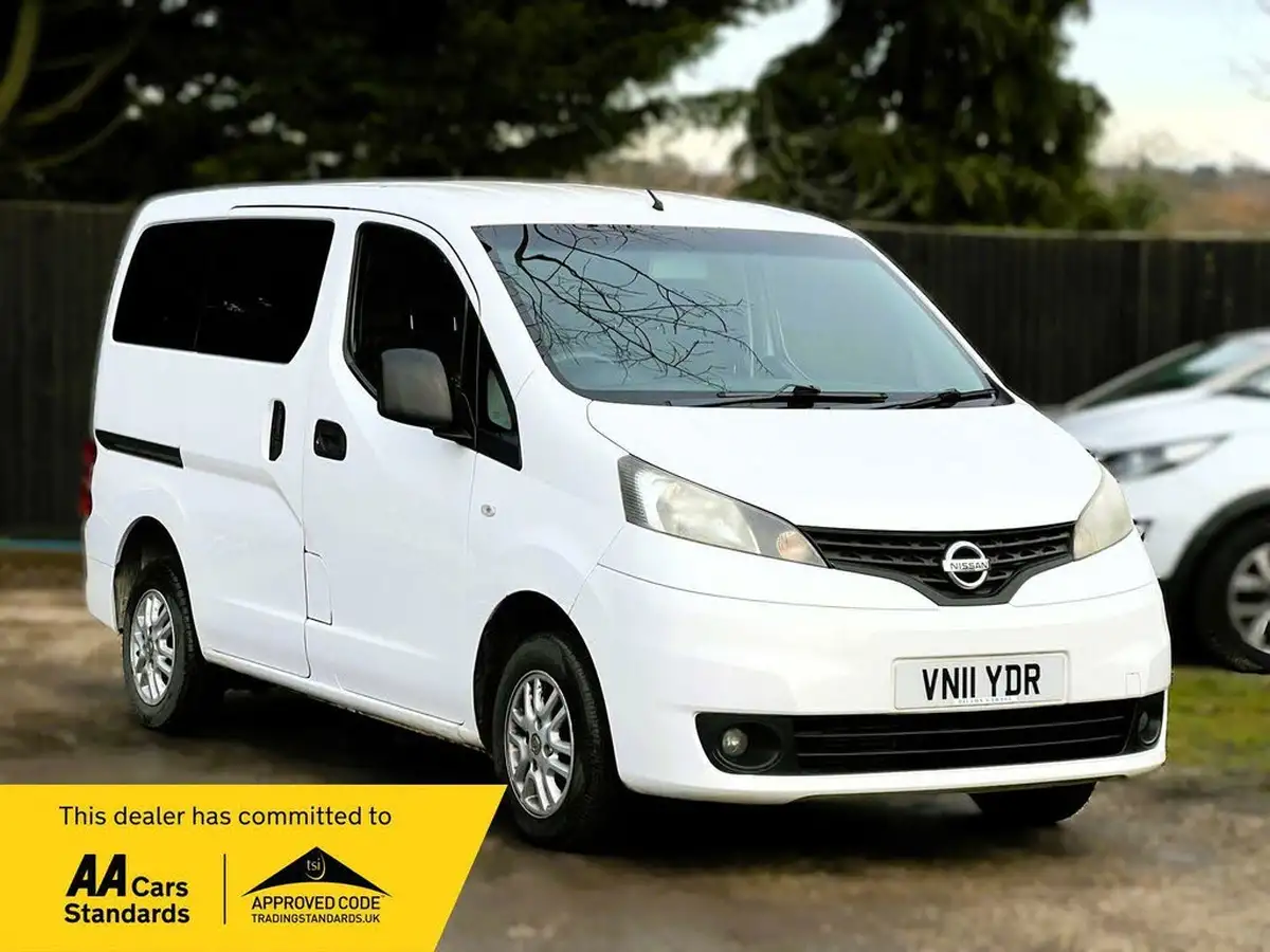 2011-nissan-nv200-15td-se-85bhpeuro-5-combi-5seater-big-0