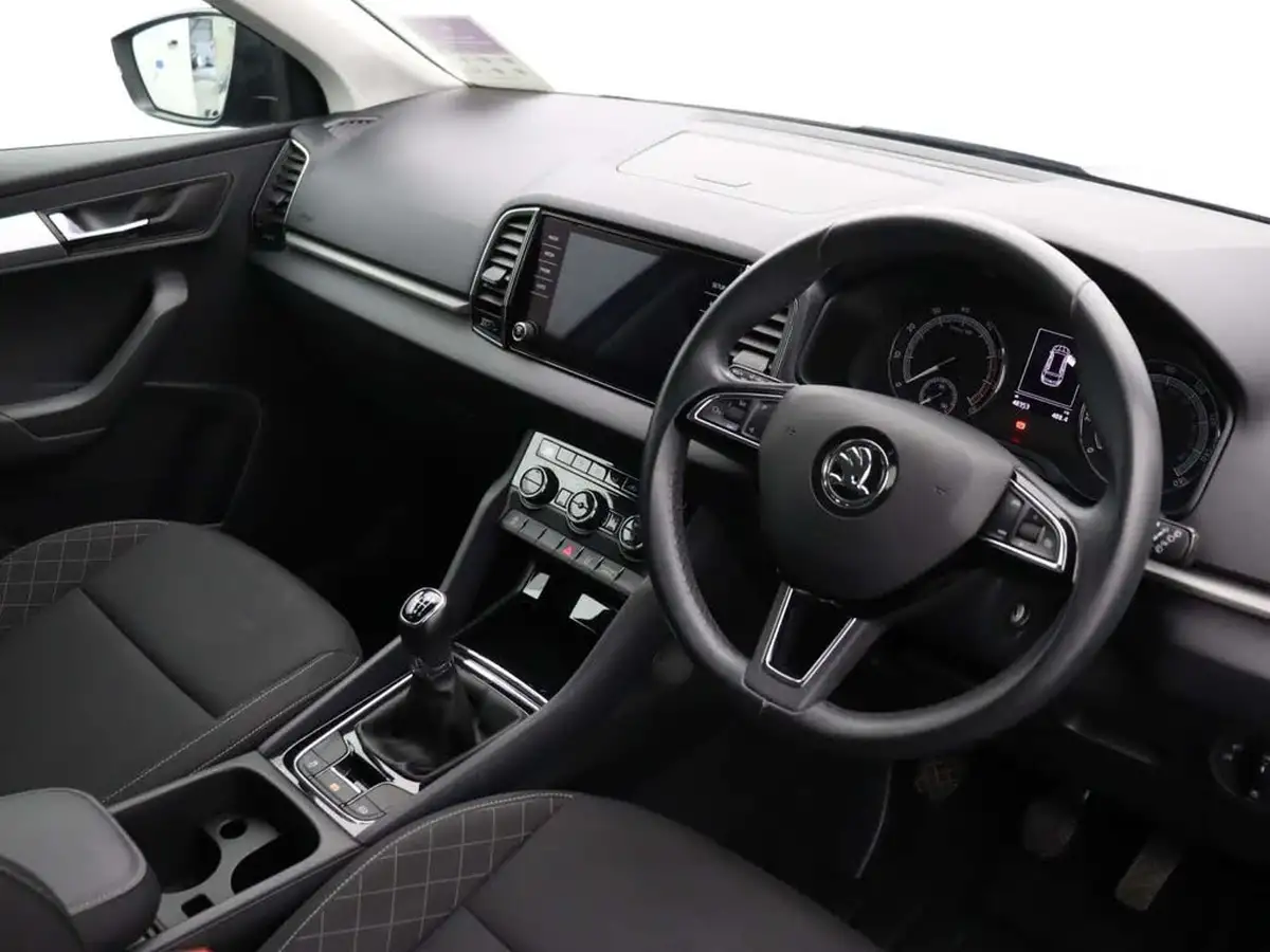 2019-skoda-karoq-15-tsi-se-big-16