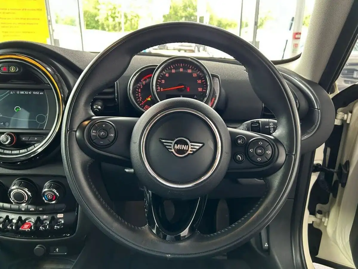 2018-mini-clubman-15-cooper-classic-ss-big-18