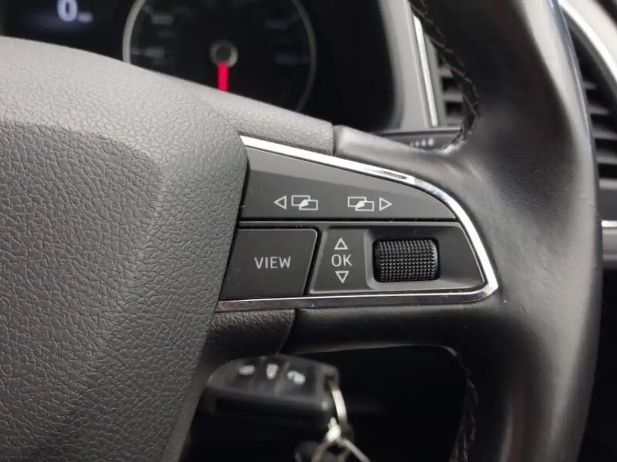 2019-seat-leon-15-tsi-evo-se-dynamic-hatchback-big-17