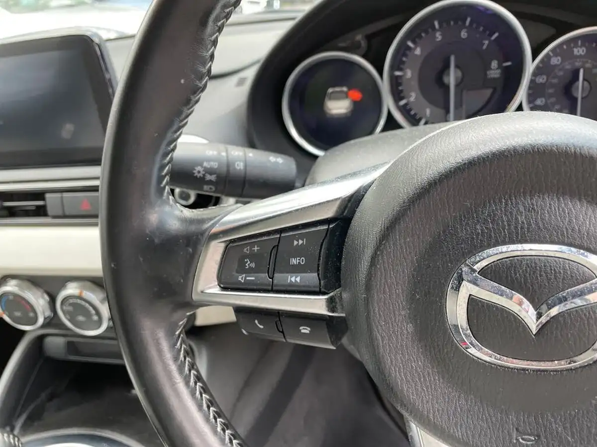 2023-mazda-mx-5-20-gt-sport-tech-convertible-big-15